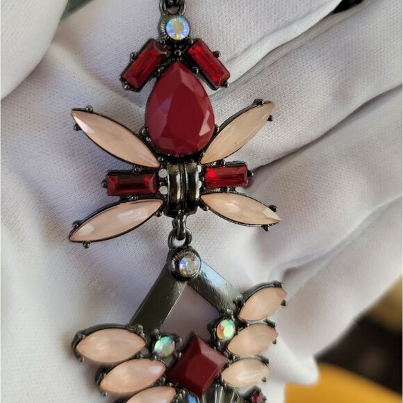 Necklace Gunmetal Tone Red Pink Geometric Necklace with Pendant #0087 - Picture 11 of 12